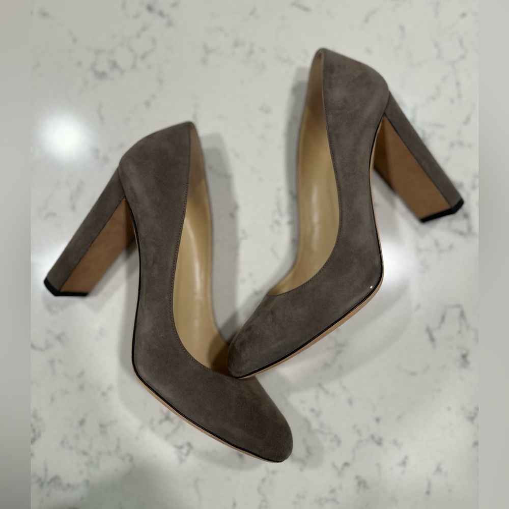 Jimmy Choo Gray Suede Heel Size 40